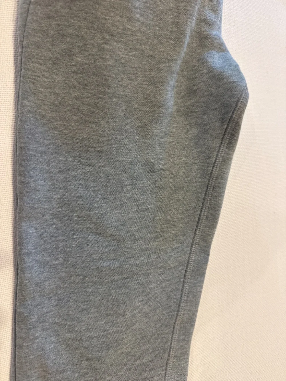 GOAT USA Youth Medium Gray Fleece Jogger Sweatpants Boys/Girls